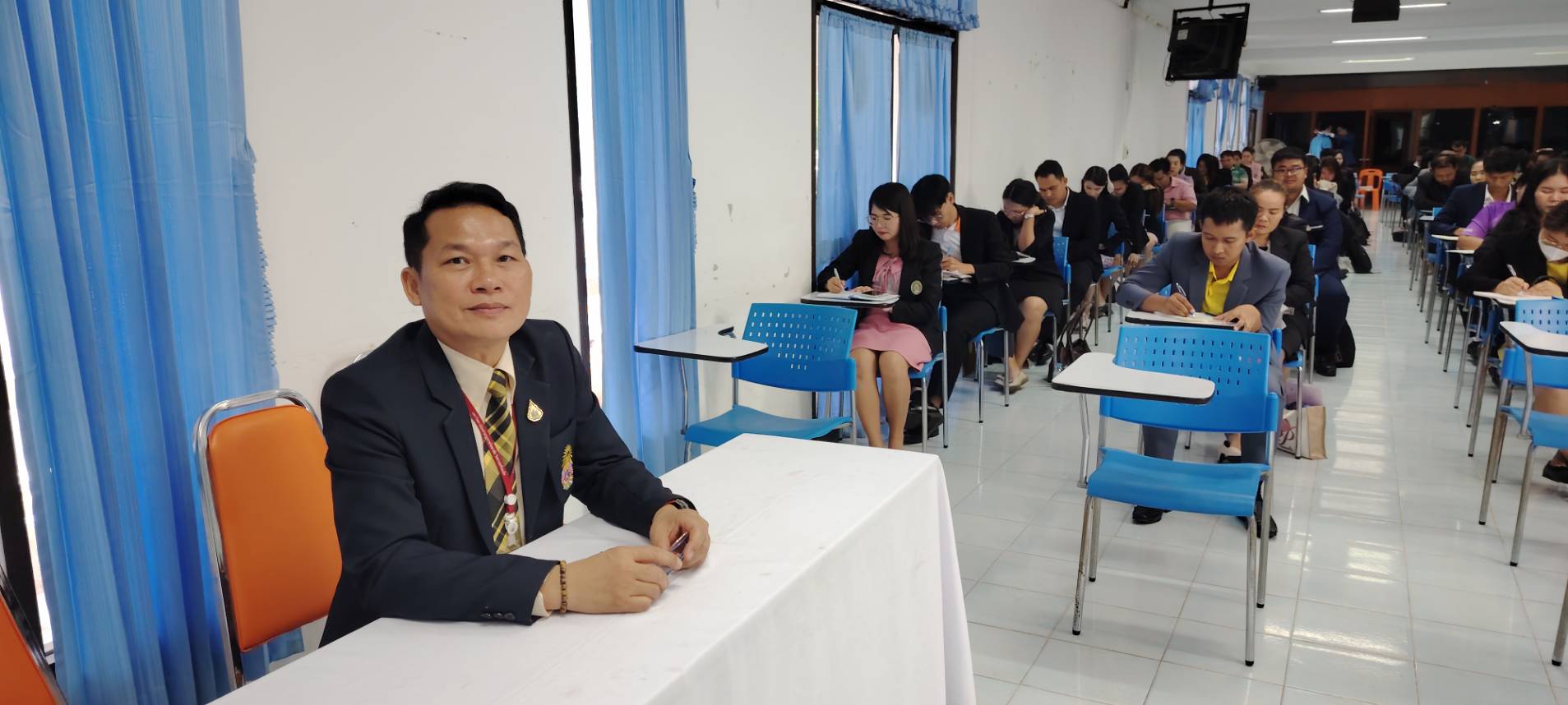รูปภาพประกอบ