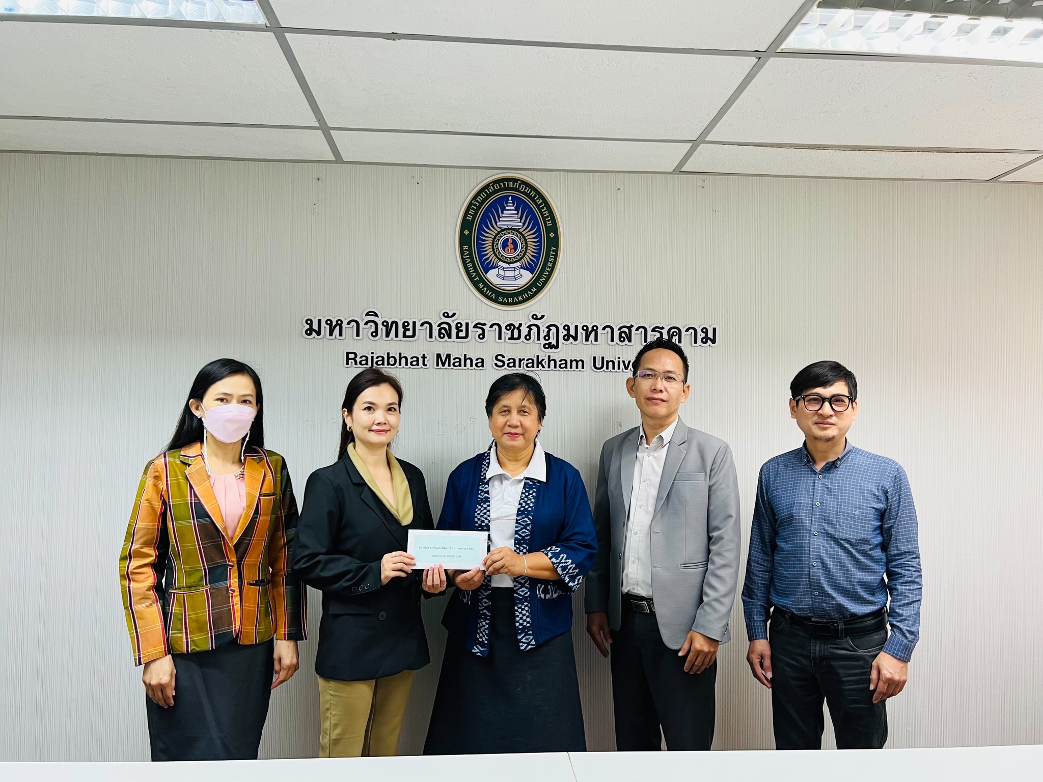 รูปภาพประกอบ