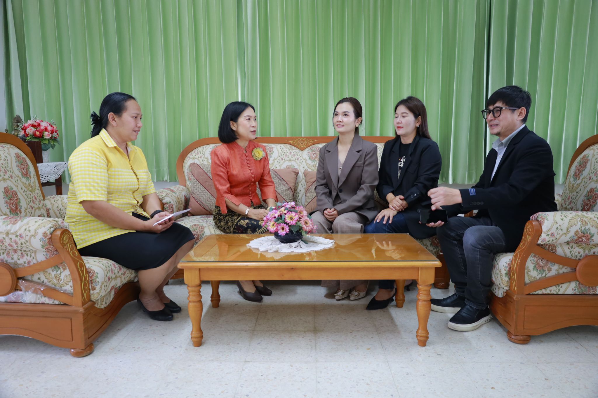 รูปภาพประกอบ