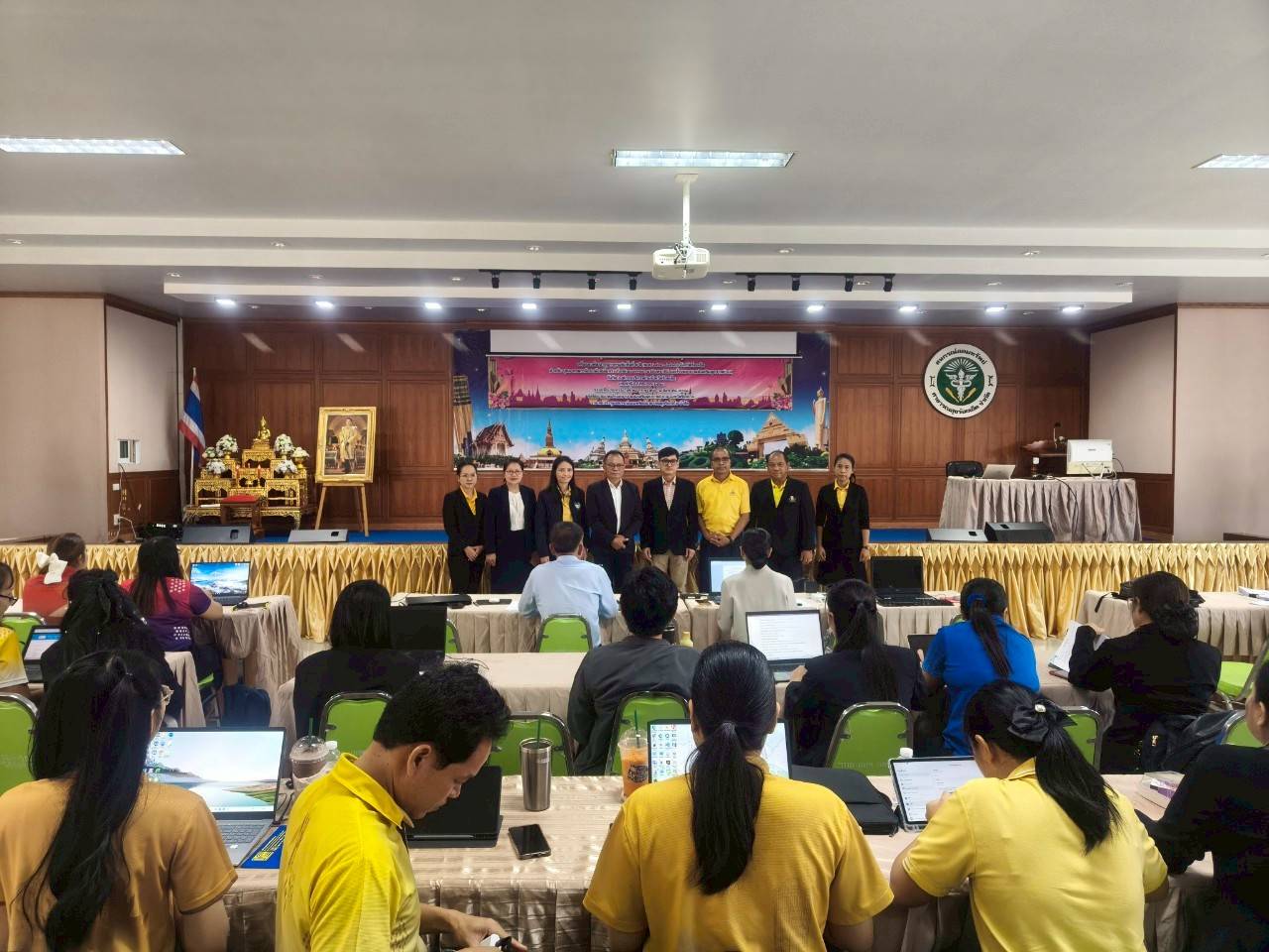 รูปภาพประกอบ